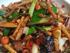 萝卜干炒腊肉-湘约爨厨(太白立交店)
