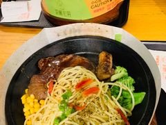 黑椒牛排-胡椒宅男(市民中心店)