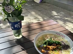 -文山荷鲜居(翠湖店)