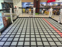 -斯坦熊亲子密室(富力广场店)