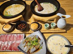 -勺子米线·云南传统小吃市集(四方街店)