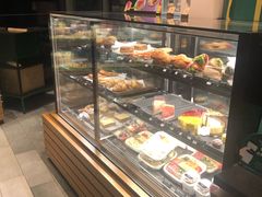 面包甜点陈列柜-星巴克臻选(杭州万象城店)