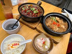 -有红鸡毛店·砂锅菜(抚琴夜市店)