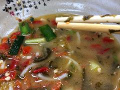 -什家婆乌鸡米线(阳光街店)