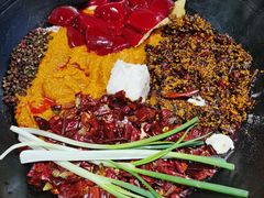 -周幺妹重庆老火锅(银泰城总店)