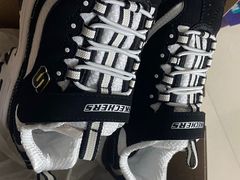 -SKECHERS 斯凯奇(上海国际时尚中心店)