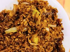 腊肠炒饭-富源春面馆(四川北路店)