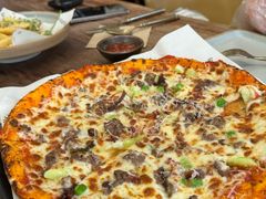 自制牛肉肠芦笋薄边披萨-O'mills Sourdough Bakery&Bistro(永嘉路店)