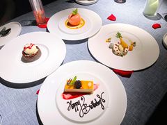 熔岩巧克力配香草冰淇淋-弦月窗LUNETTE BY AMANDA(复兴路店)