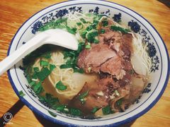 -嘻小北·兰州清汤牛肉面(太平洋森活天地店)
