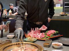 -铭牛烧肉·和牛海鲜自助(高新月牙湖店)
