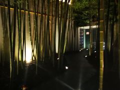 -穹六人间 people 6(岳阳路店)