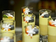 -昆山裕元花园酒店·温莎西餐厅