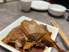 -闫府私房菜·老字号(恒隆店)