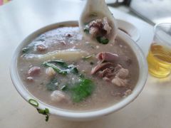 -洲心街道青联村镜记烧肉