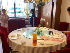 -赶海部落海鲜城(海阳路店)