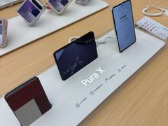 -华为授权体验店(中山公园来福士)