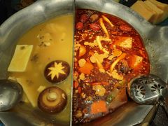 -湊湊火锅·茶憩(打浦桥日月光店)