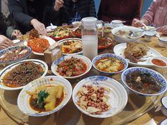-蓝田九大碗民俗食府(蓝田店)