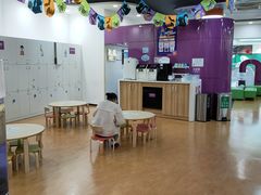 -爱威盛亲子俱乐部·纽约国际早托中心