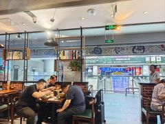 -李先生牛肉面大王(济南火车站候车室店)