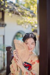 -汉仪华裳汉服馆(打浦桥店)