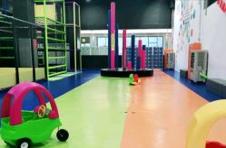 -蹦贝运动中心·蹦床·攀岩·闯关(龙岗店)