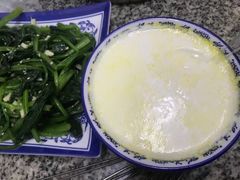 -马克力木手抓炕锅烤羊肉(盐湖一小区店)