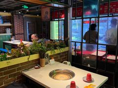 -钢管厂五区小郡肝串串香火锅(梅川路店)
