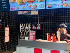 -肯德基(凯德国贸店)