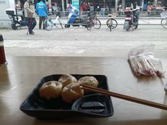 -香山胡记吴江路生煎(灵山路店)