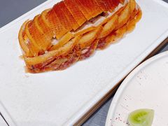 酥不腻烤鸭-小大董·烤鸭(观景餐厅·南京西路店)