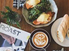 -ROAST coffee & eatery