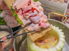 -得意咚瓜·顺德鱼生·冬瓜火锅(深圳首店)