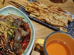 -喝丢一只鞋·东北烤肉·烧烤·铜火锅(童卫路店)