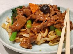 芥兰牛肉炒牛河-满乐潮州(深业上城店)