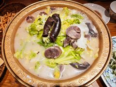 -蒙艾里民族传统菜蒙餐