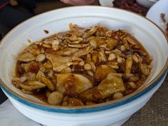 白蘑咕噜鸡-乔家满族八大碗(流水沟店)