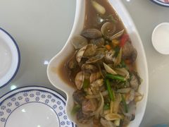 -覃记海鲜美食餐厅