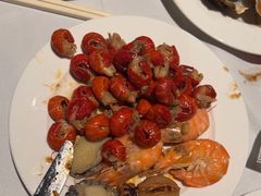 -广州万富希尔顿酒店·感趣自助餐厅·金秋蟹宴生蚝海鲜刺身