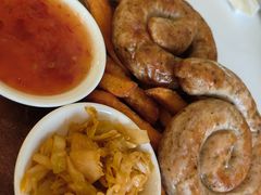 烤肠拼盘-莫斯科餐厅