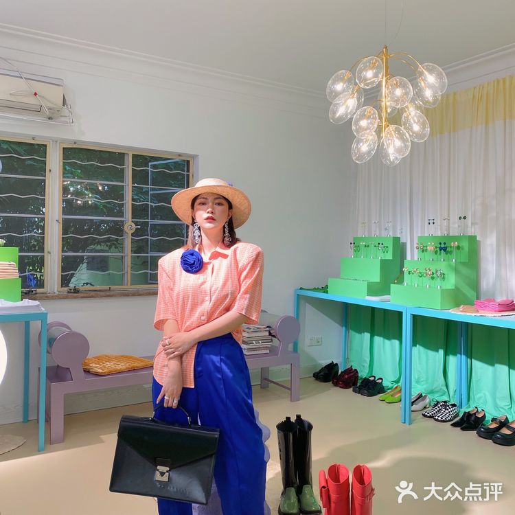 魔都新店｜超个性的设计师品牌superr showroom