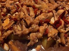 -胖哥俩肉蟹煲(长沙高铁吾悦广场店)