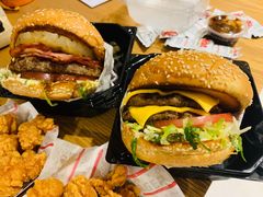 -The Habit Burger Grill 哈比特汉堡(复兴soho店)