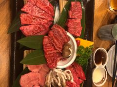 -炼火烤肉店