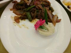 -山明水秀大饭店