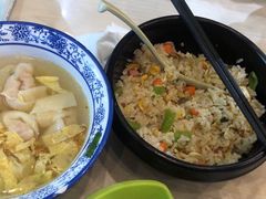 -绿杨馄饨临顿路店