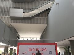 -浦东图书馆-停车场