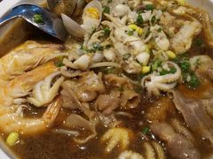 酸汤肥牛海鲜锅-上海人家花樣年华(中山公园店)