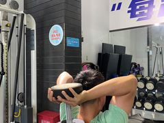 -汗水空间私教健身连锁(SM广场店)